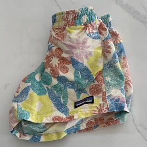 Patagonia Kids Baggies Shorts 4" Unlined-Channeling Spring: Natural